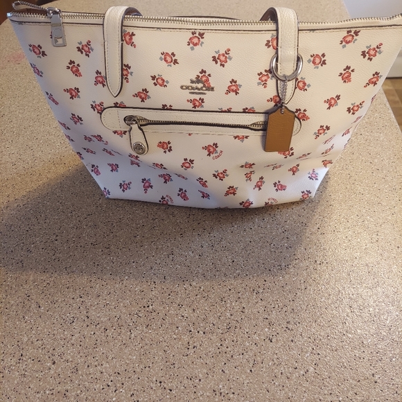 Coach Flower Taylor Tote Bag purse handbag pocketbook designer cream pink floral - Picture 2 of 15
